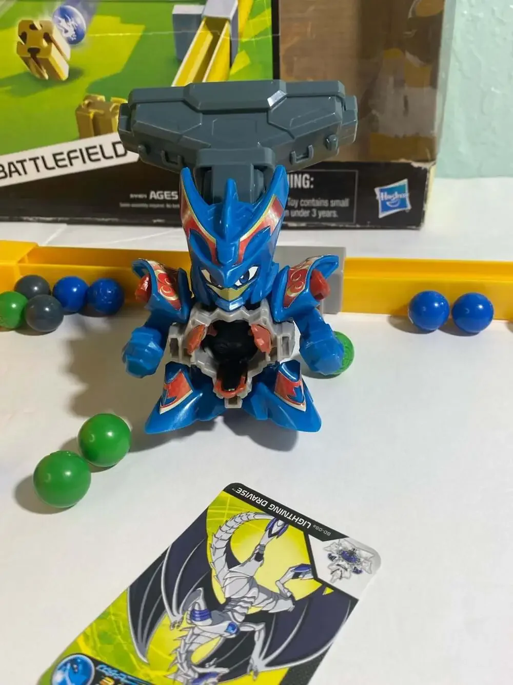 Hasbro B-Daman Crossfire Break Bomber Battlefield Set Read